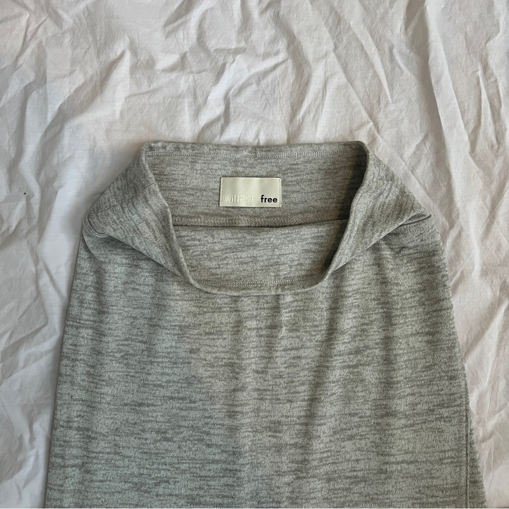 Aritzia Wilfred Free skirt